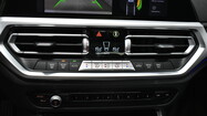 BMW Serii 3, 330