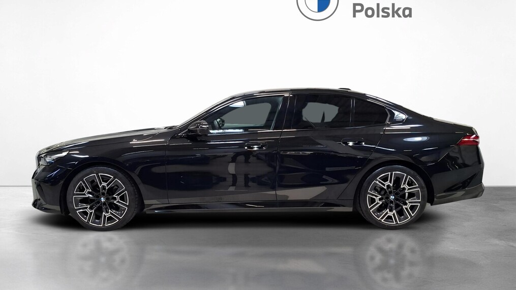 BMW Serii 5, 520