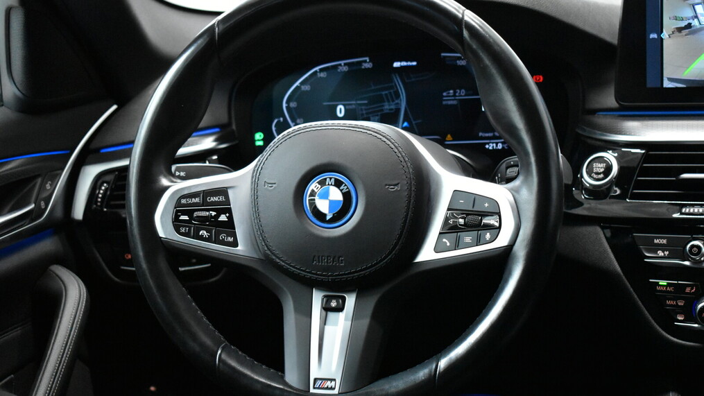 BMW Serii 5, 530