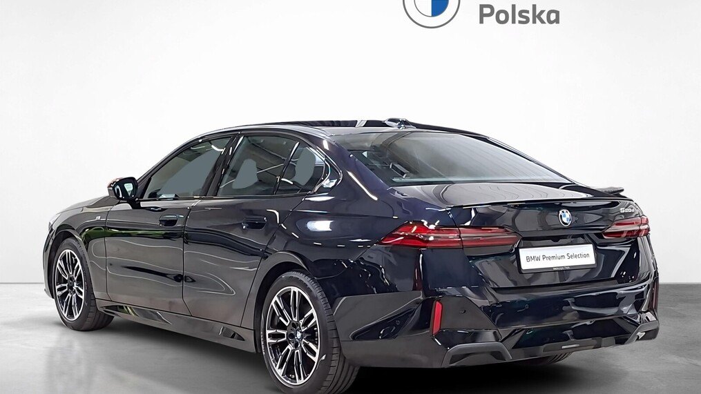 BMW Serii 5, 520