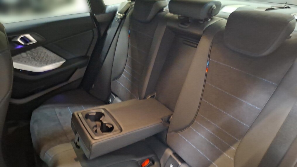 BMW Serii 2, 220