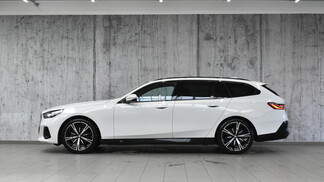 BMW Serii 5, 520
