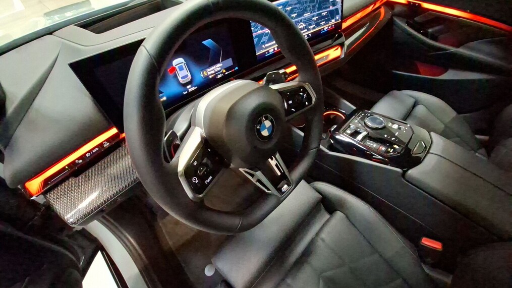 BMW Serii 5, 520