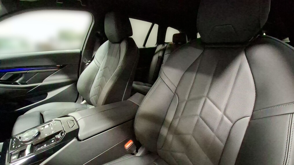 BMW Serii 5, 520