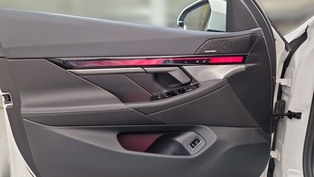 BMW Serii 5, 520