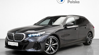BMW Serii 5, 520