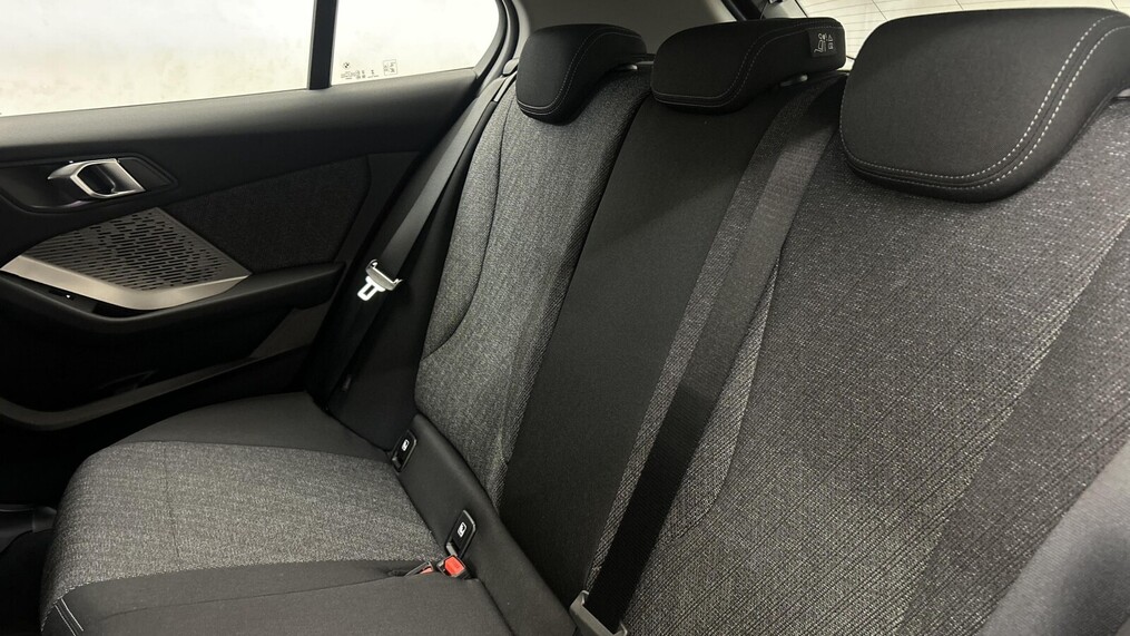 BMW Serii 1, 120