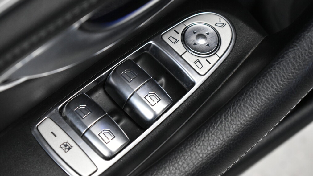 Mercedes-Benz E 400