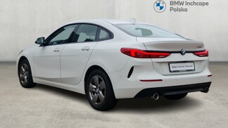 BMW Serii 2, 218