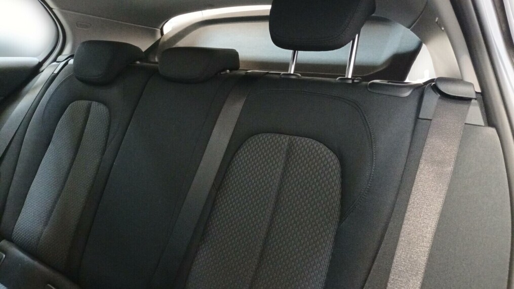BMW Serii 1, 118