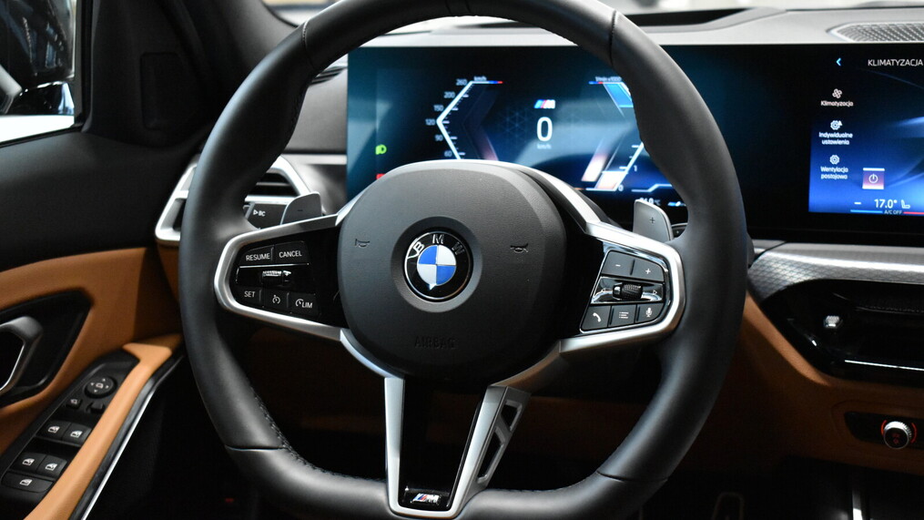 BMW Serii 3, 320