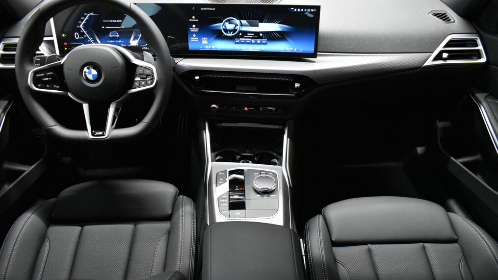 BMW Serii 3, 320