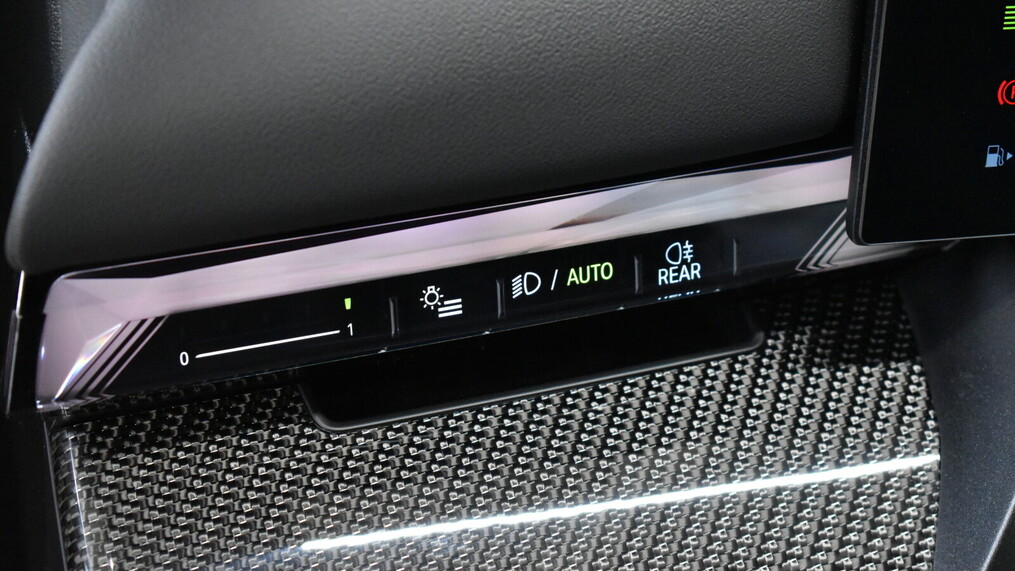 BMW Serii 5, 520