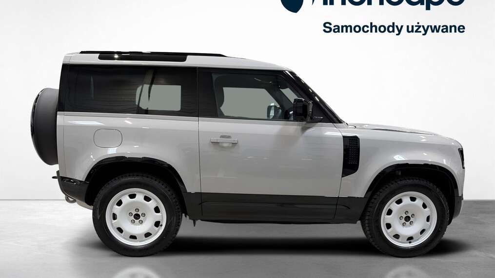 Land Rover Defender 90