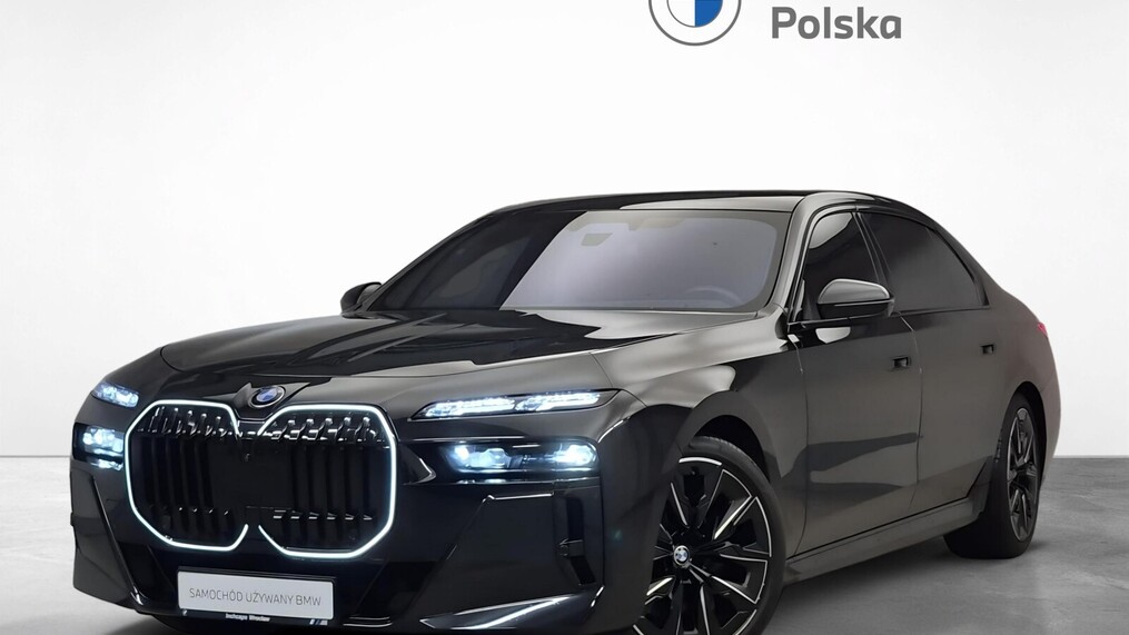 BMW Serii 7, 740