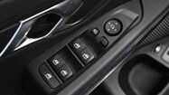 BMW Serii 3, 330