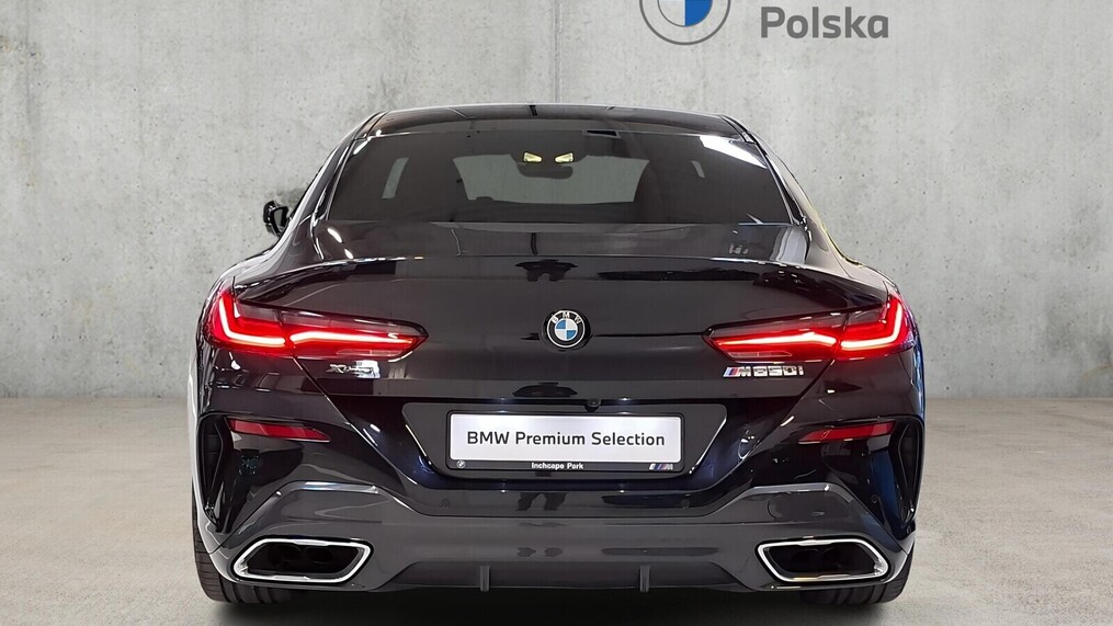 BMW Serii 8, 850