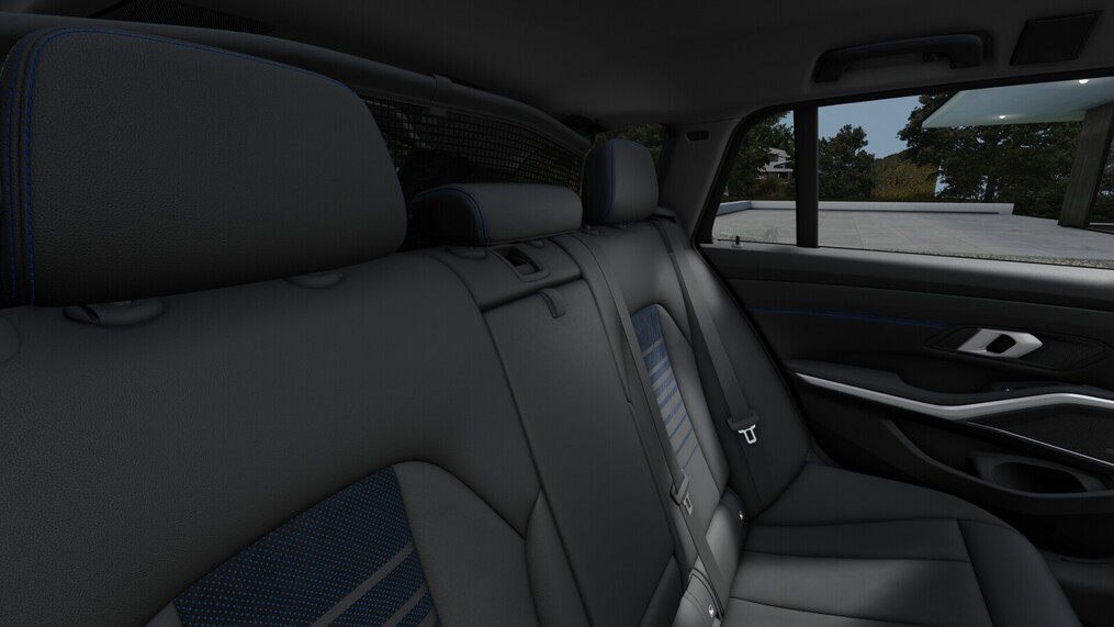 BMW Serii 3, 330
