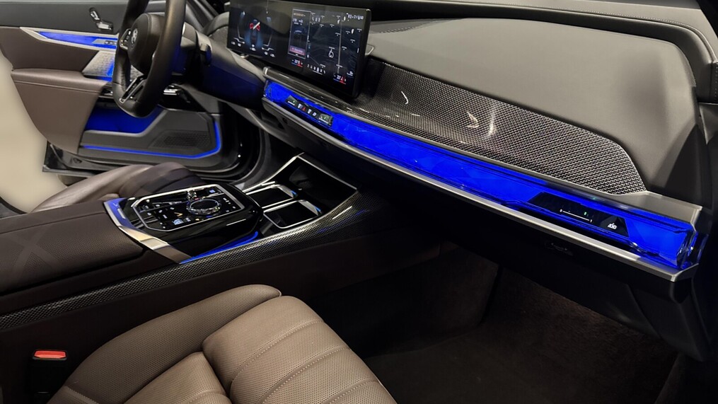 BMW Serii 7, i7