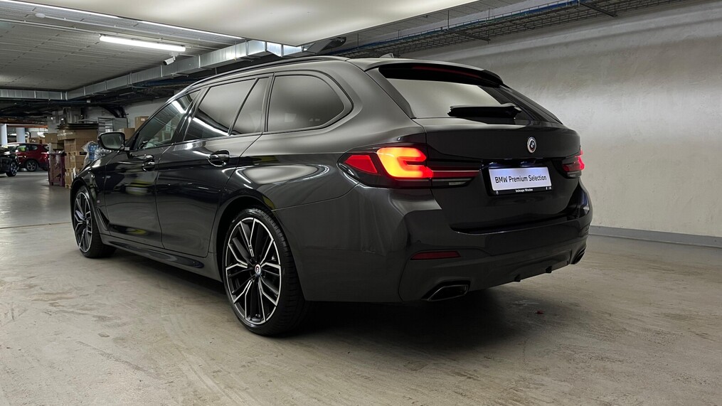 BMW Serii 5, 530
