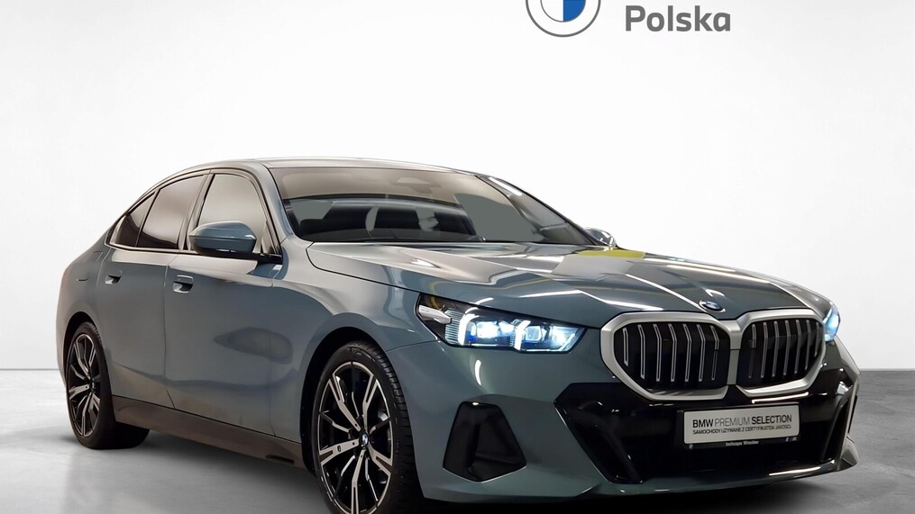 BMW Serii 5, 520