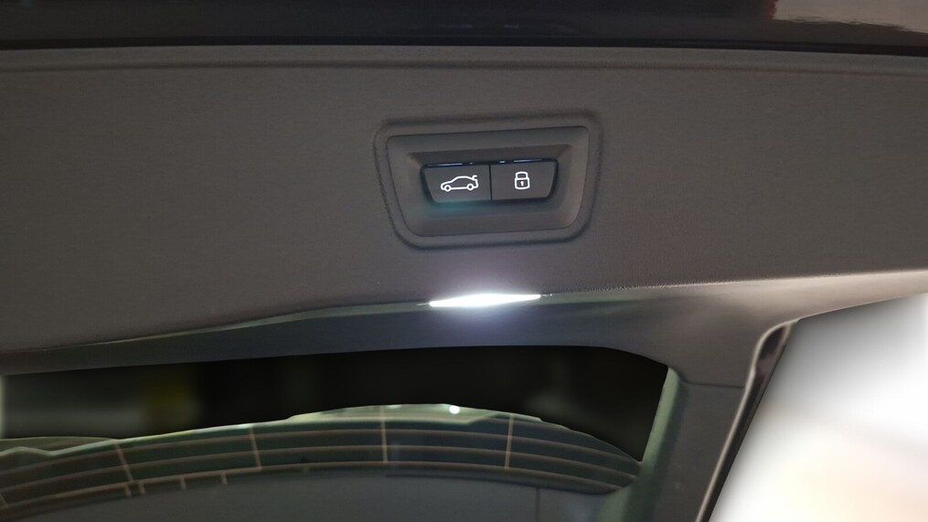 BMW Serii 5, 520