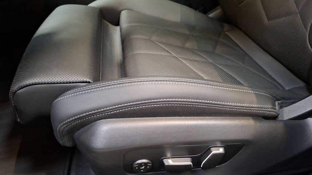 BMW Serii 5, 520