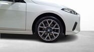 BMW Serii 2, 218