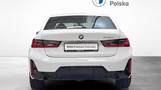 BMW Serii 3, 330