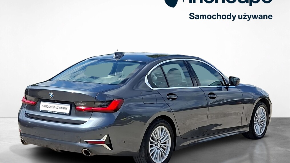 BMW Serii 3, 320