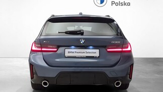BMW Serii 3, 330