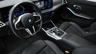 BMW Serii 3, 330