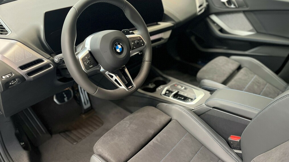 BMW Serii 2, 220