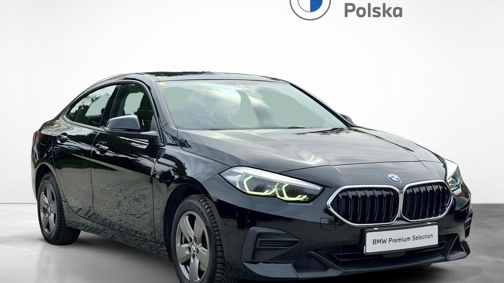 BMW Serii 2, 218