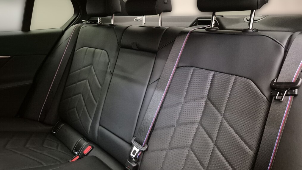 BMW Serii 5, 520