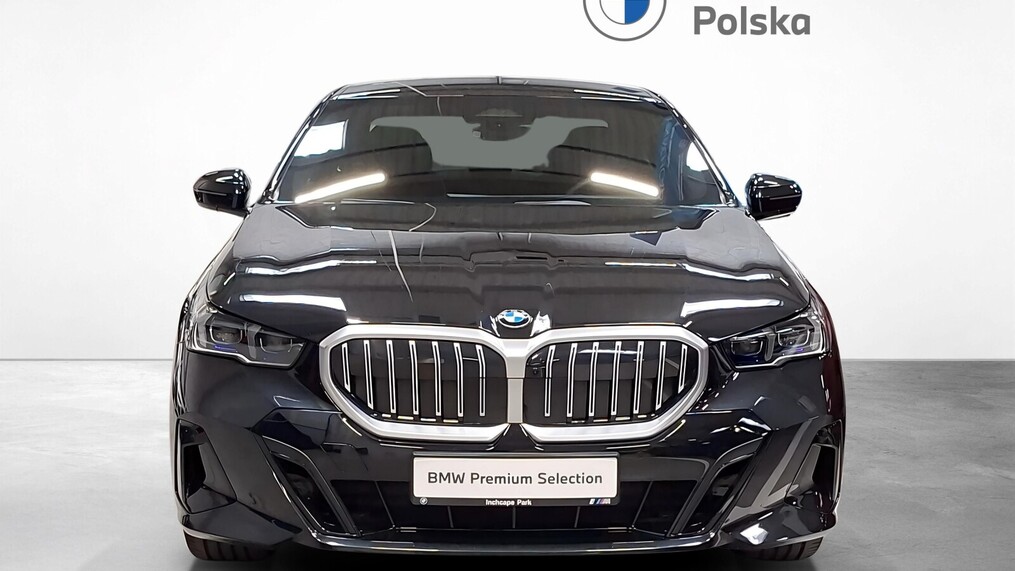 BMW Serii 5, 520