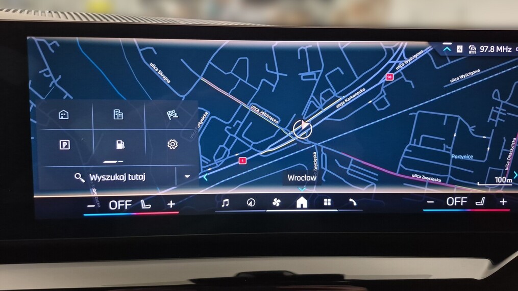 BMW Serii 5, 520