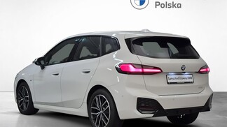 BMW Serii 2, 218