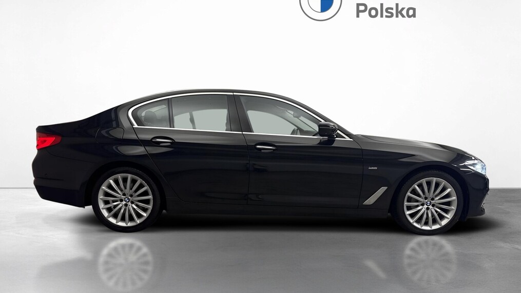 BMW Serii 5, 530