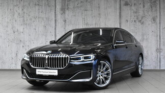 BMW Serii 7, 740