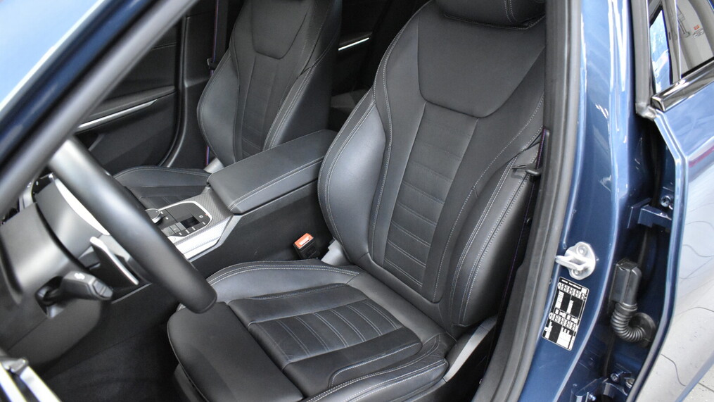 BMW Serii 3, 320
