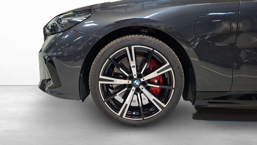 BMW Serii 5, 550