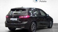 BMW Serii 2, 218