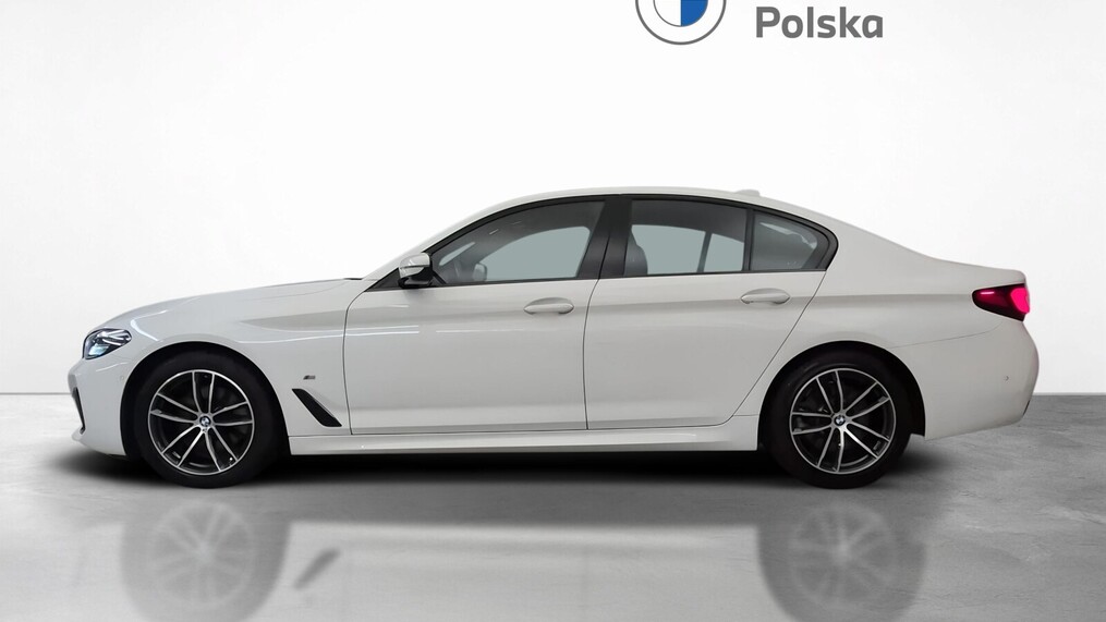 BMW Serii 5, 520