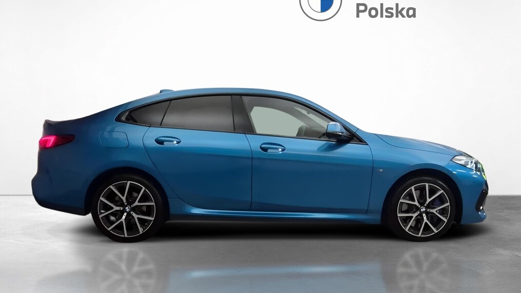BMW Serii 2, 220