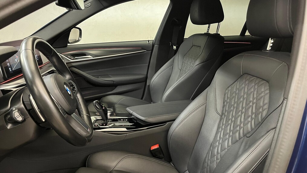 BMW Serii 5, 530