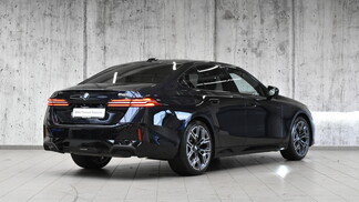 BMW Serii 5, 520