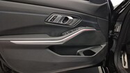 BMW Serii 3, 320