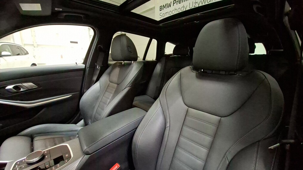 BMW Serii 3, 340