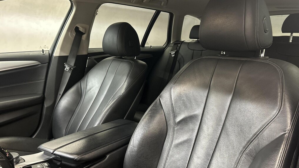 BMW Serii 5, 520